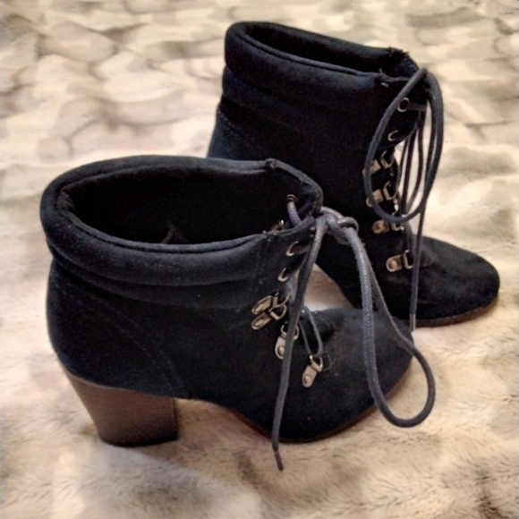 Women's SM New York Blue Suede Combat Boots     Size 7 - Picture 2 of 6